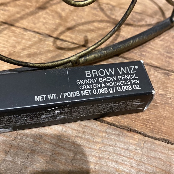 🆕 Anastasia Beverly Hills - Brow Wiz Pencil - Picture 3 of 7